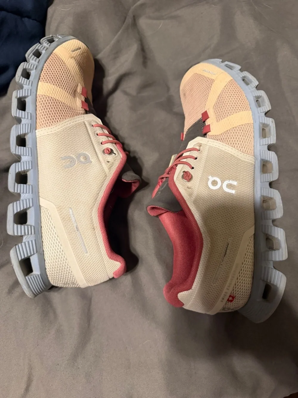 On cloud - Picture 5 of 7